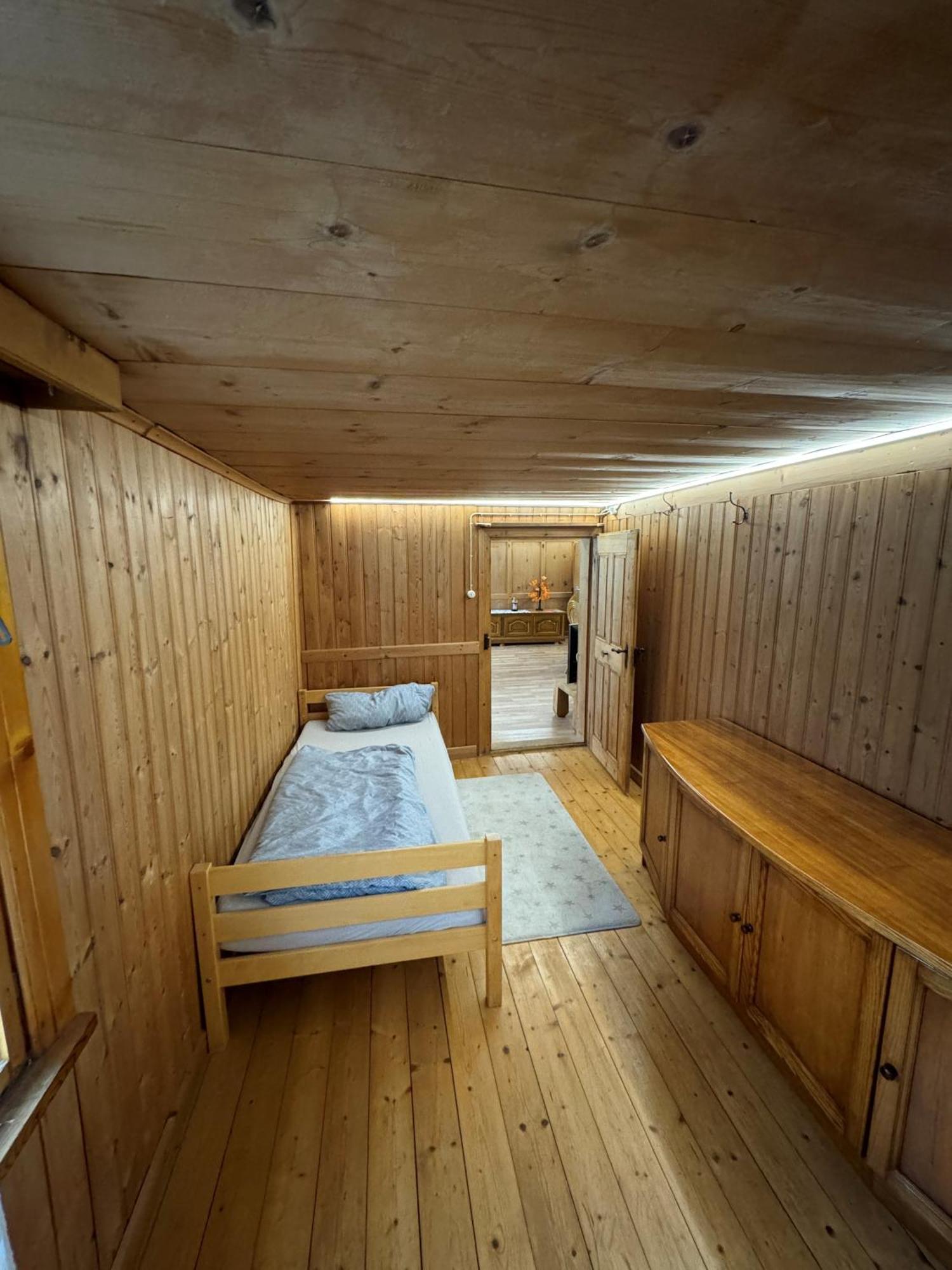Sonntag Freundliche 2-Zimmer-Erdgeschosswohnung Mit Garten In Seeberg מראה חיצוני תמונה