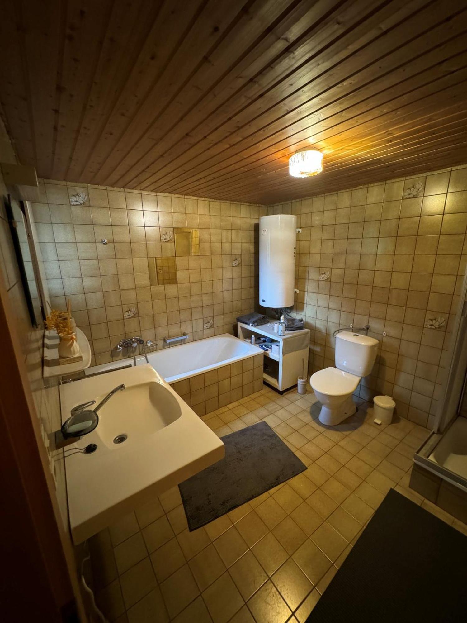 Sonntag Freundliche 2-Zimmer-Erdgeschosswohnung Mit Garten In Seeberg מראה חיצוני תמונה
